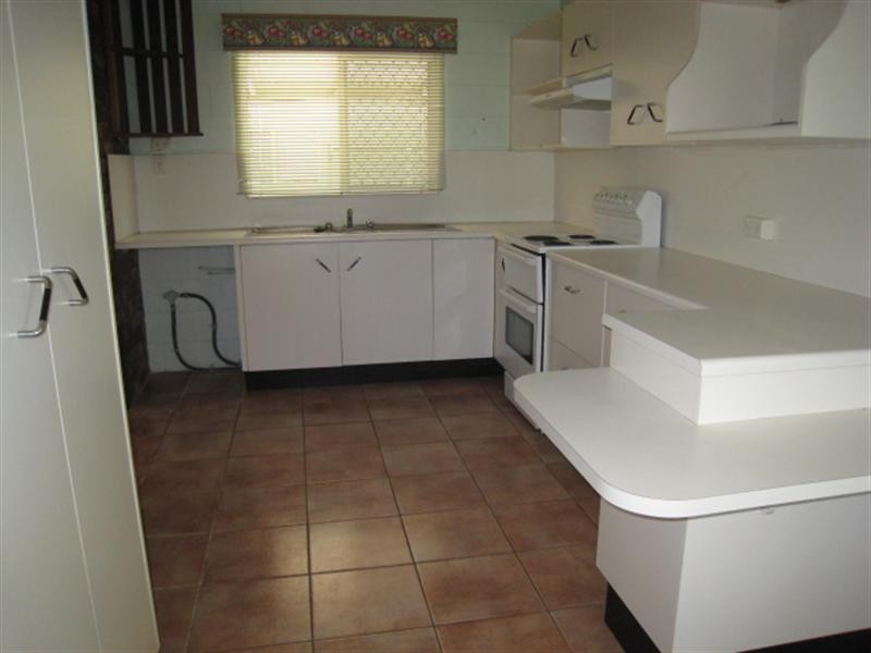 39 Harris Street, Emerald QLD 4720