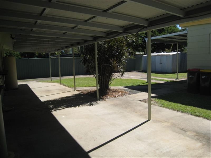 39 Harris Street, Emerald QLD 4720