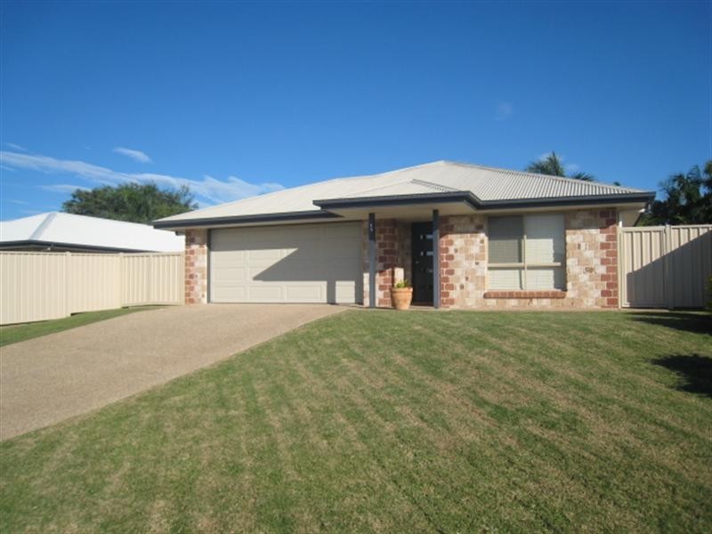 19 Berthun Street, Emerald QLD 4720