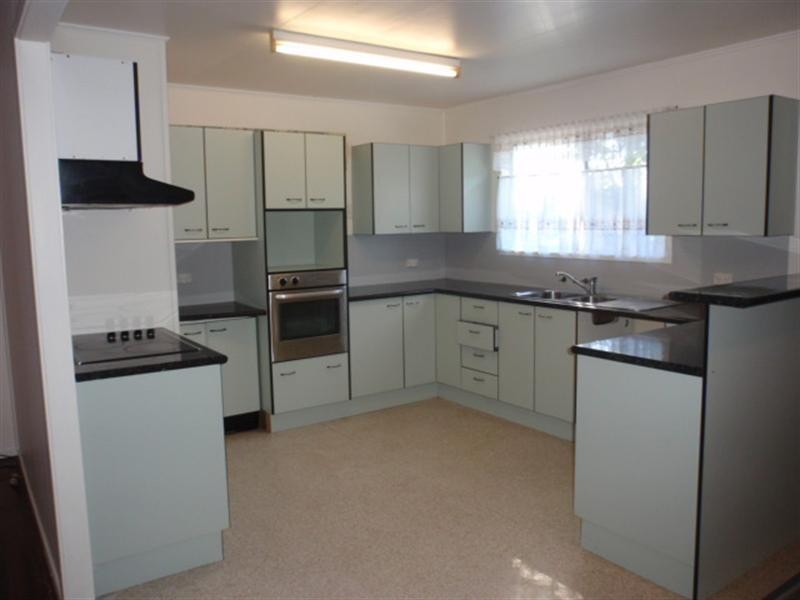 82 Bauman Way, Blackwater QLD 4717