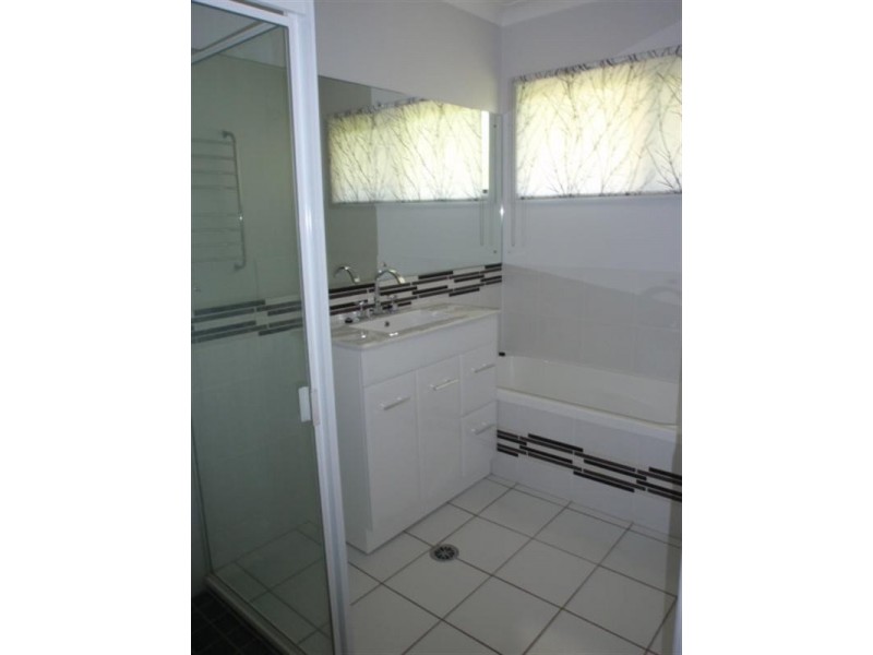 9 Delta Pine, Emerald QLD 4720