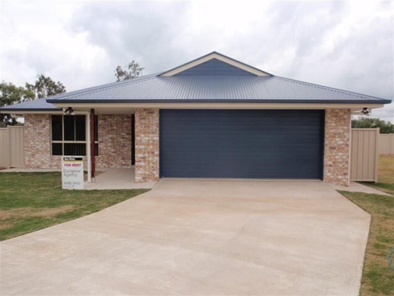 8 Berthun Street, Emerald QLD 4720