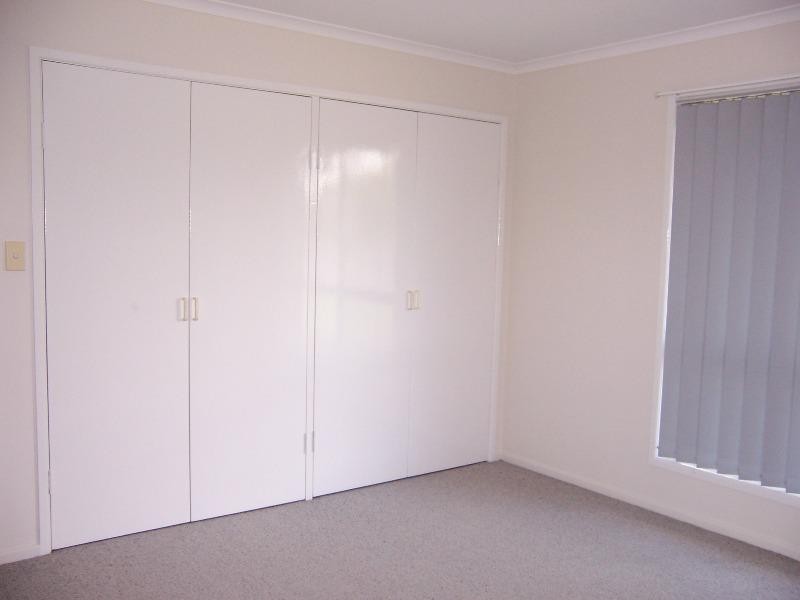 105 Roberts Street, Emerald QLD 4720