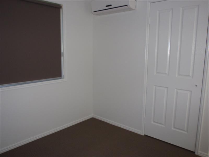 4/38 Long Street, Emerald QLD 4720