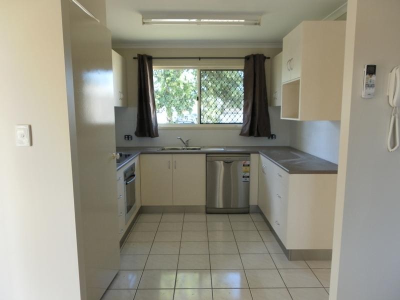15 Louisa Court, Emerald QLD 4720