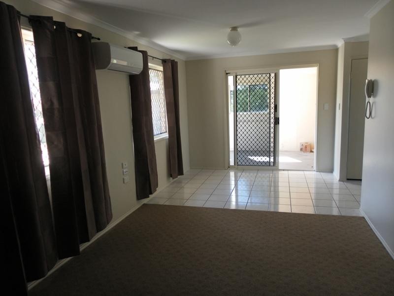 15 Louisa Court, Emerald QLD 4720
