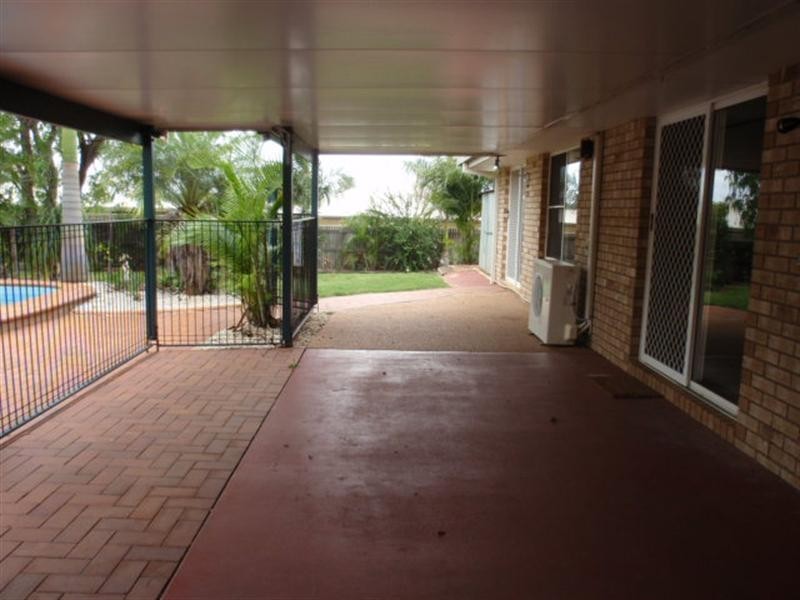 16 Jeppesen Drive, Emerald QLD 4720