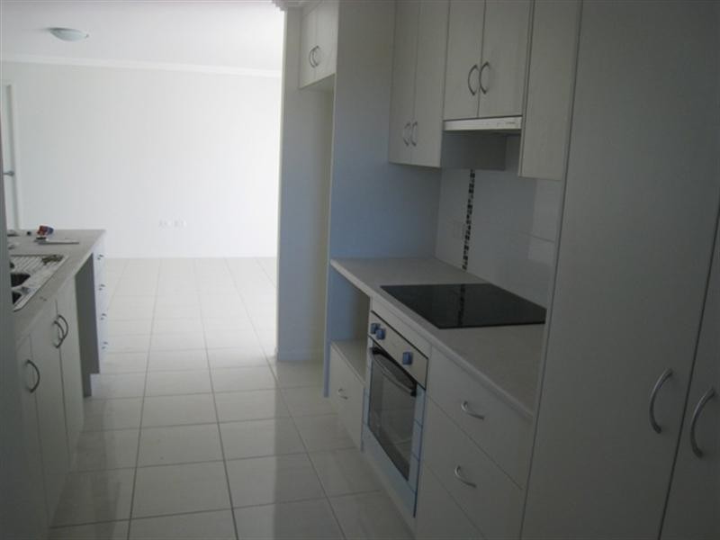 7 Newman Drive, Emerald QLD 4720