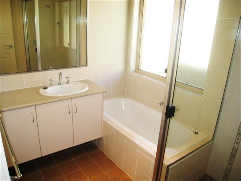 3 Chandon Court, Emerald QLD 4720