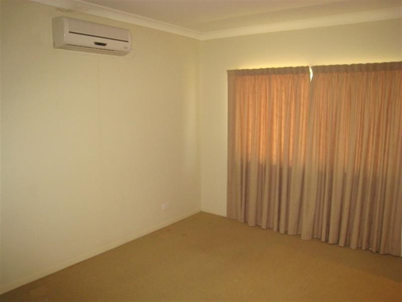 3 Chandon Court, Emerald QLD 4720