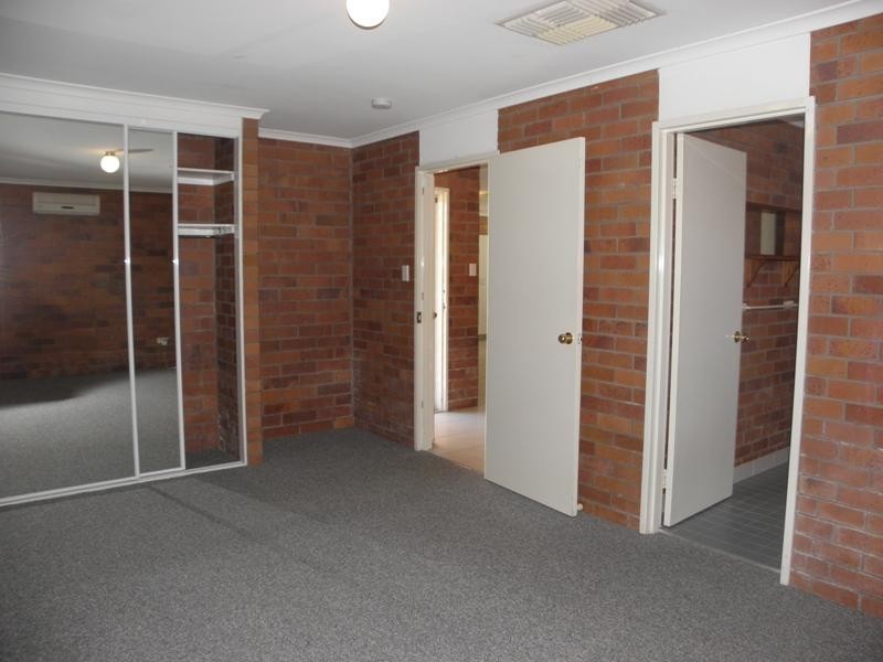 101 Roberts Street, Emerald QLD 4720