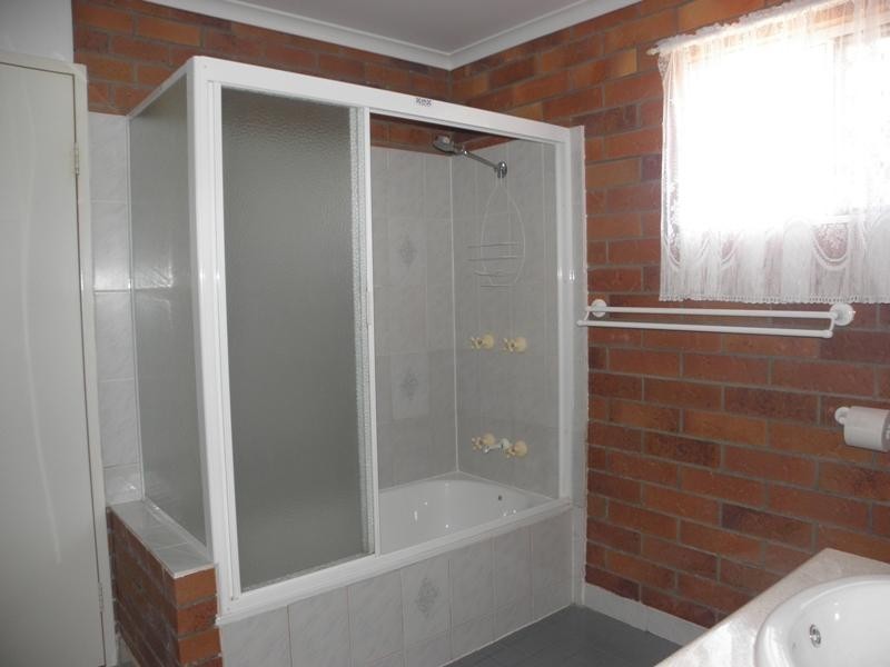 101 Roberts Street, Emerald QLD 4720