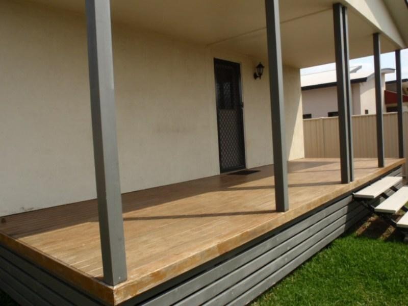 1/23 Callaghan Street, Emerald QLD 4720