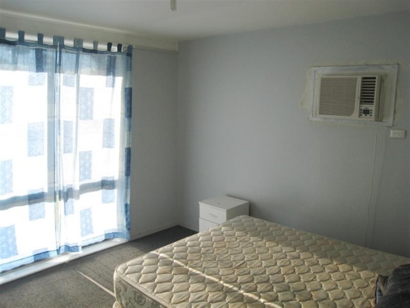 24 Crawford Street, Dysart QLD 4745