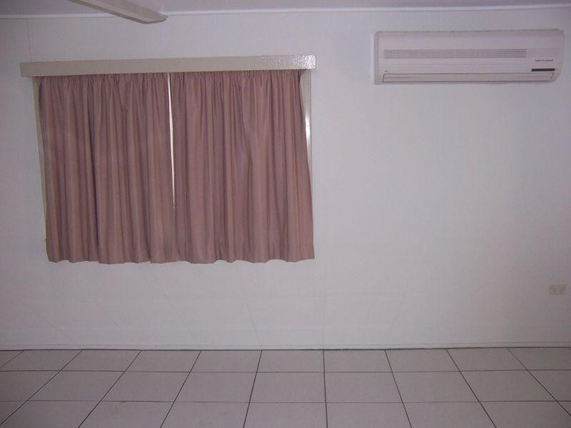 11 Copland Street, Emerald QLD 4720