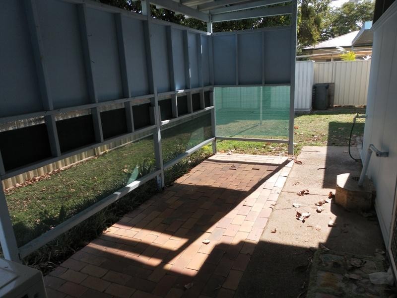 2/24 Old Airport Drive, Emerald QLD 4720