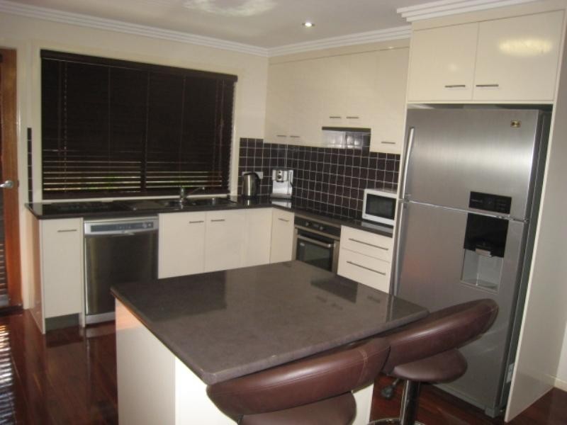 2A Paperbark Place, Emerald QLD 4720