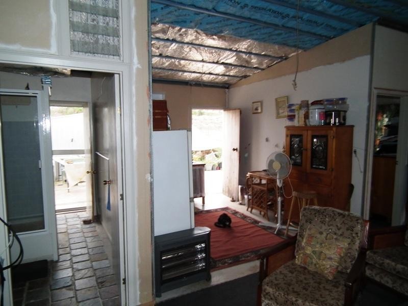 3 Farm Road, Rubyvale QLD 4702