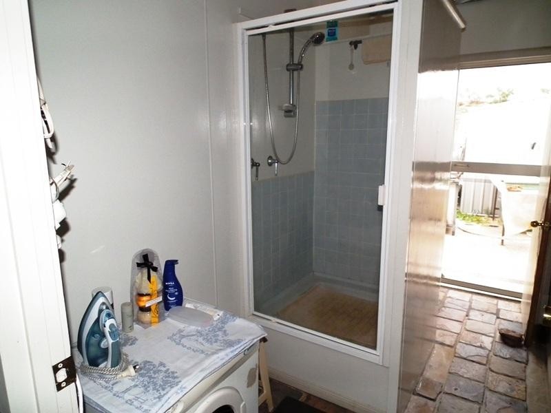 3 Farm Road, Rubyvale QLD 4702