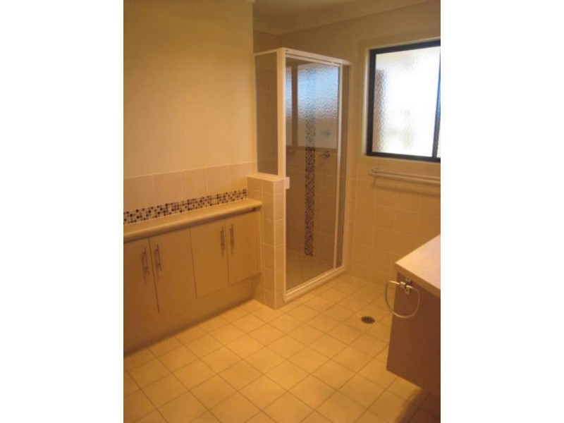 1/57 Jeppesen Drive, Emerald QLD 4720