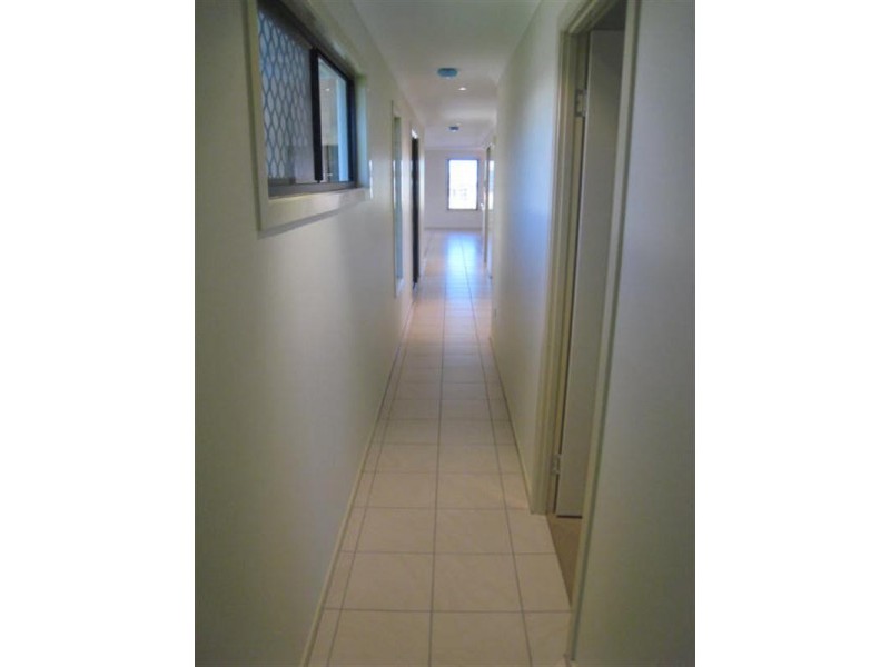 1/57 Jeppesen Drive, Emerald QLD 4720