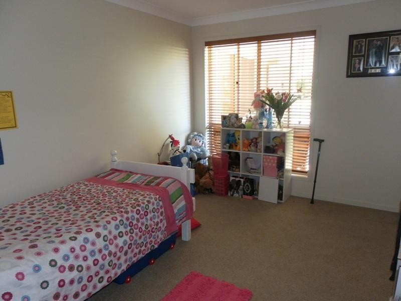 20 Crinum Crescent, Emerald QLD 4720