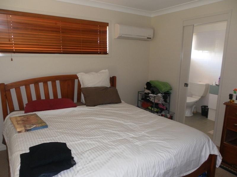 20 Crinum Crescent, Emerald QLD 4720