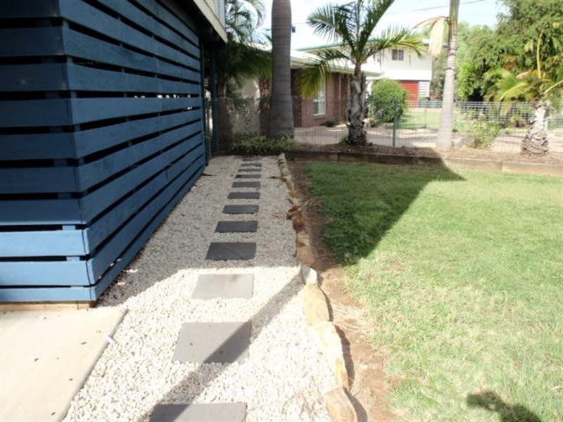 98 Moody Street, Emerald QLD 4720