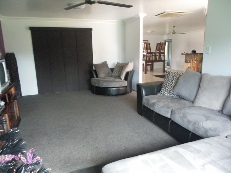 19 Callaghan Street, Emerald QLD 4720