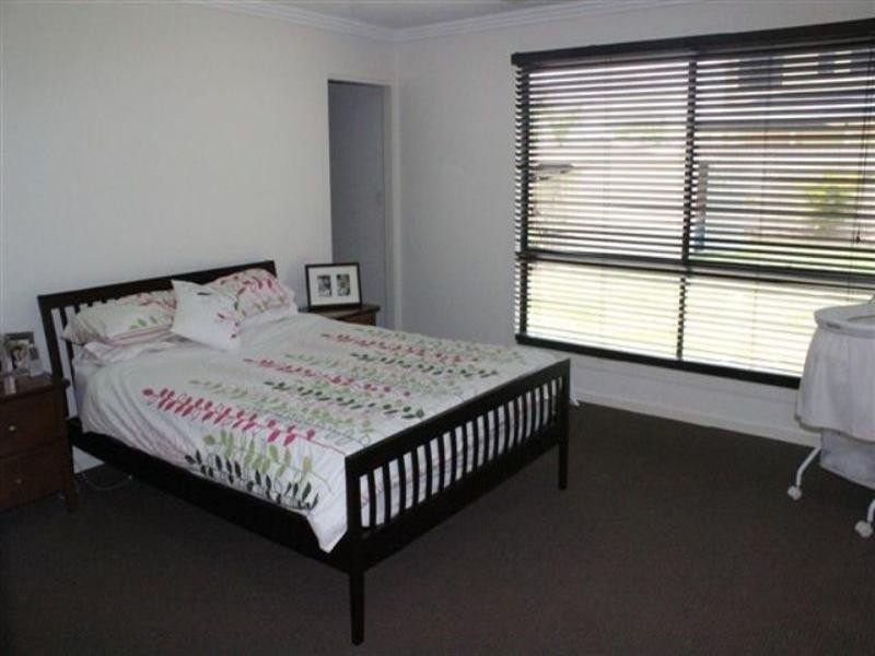 16 Pressler Road, Emerald QLD 4720