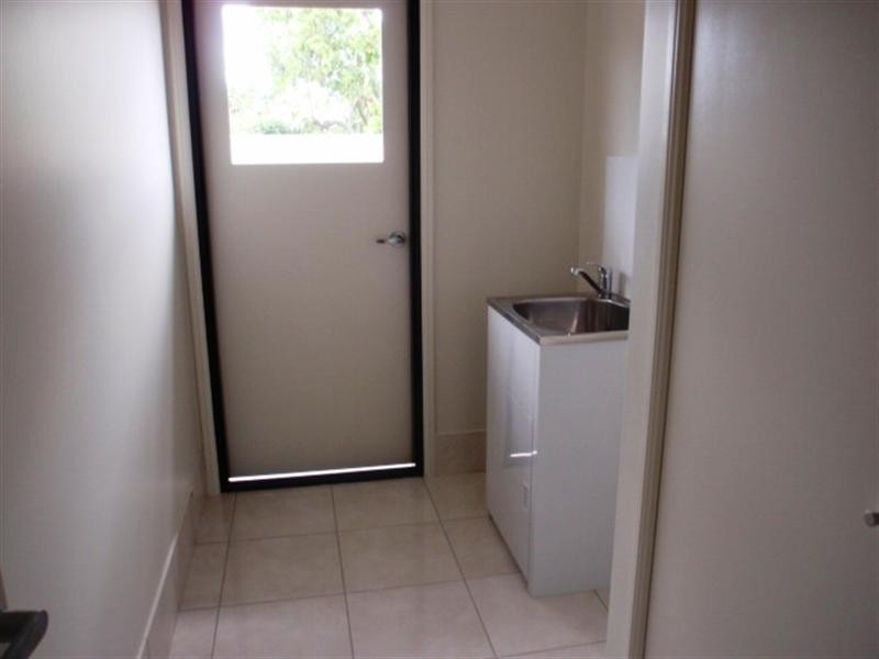 2/44 Bailey Street, Capella QLD 4723