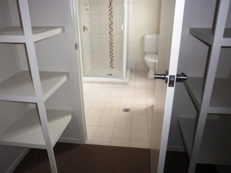 2/44 Bailey Street, Capella QLD 4723