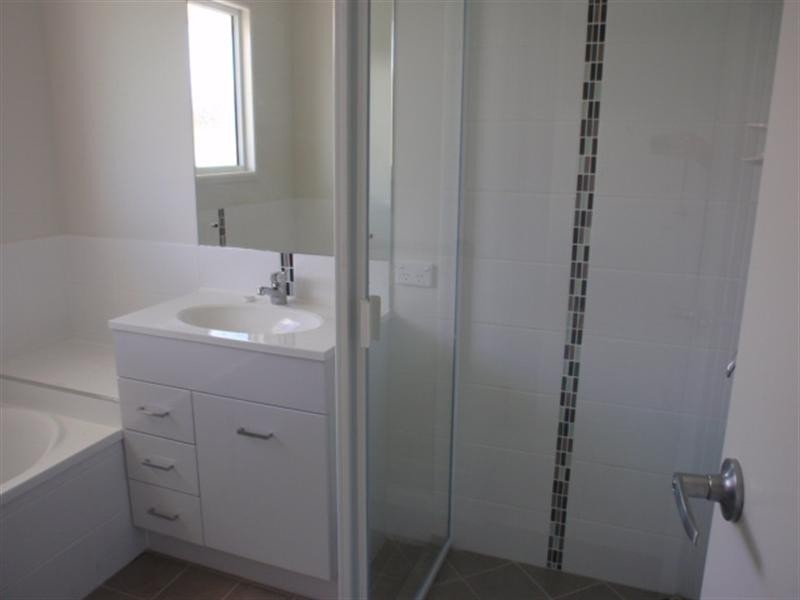 12 Scotts Peak Drive, Capella QLD 4723