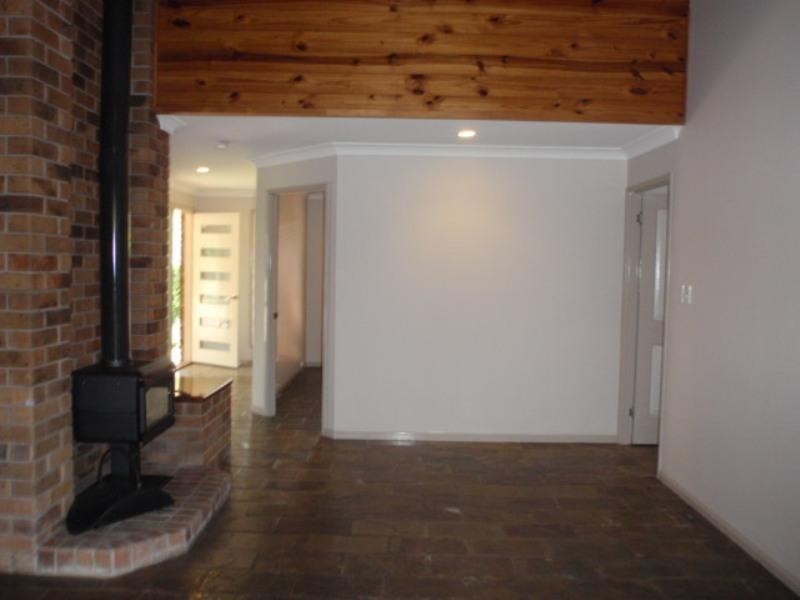 7 Egan Street, Emerald QLD 4720