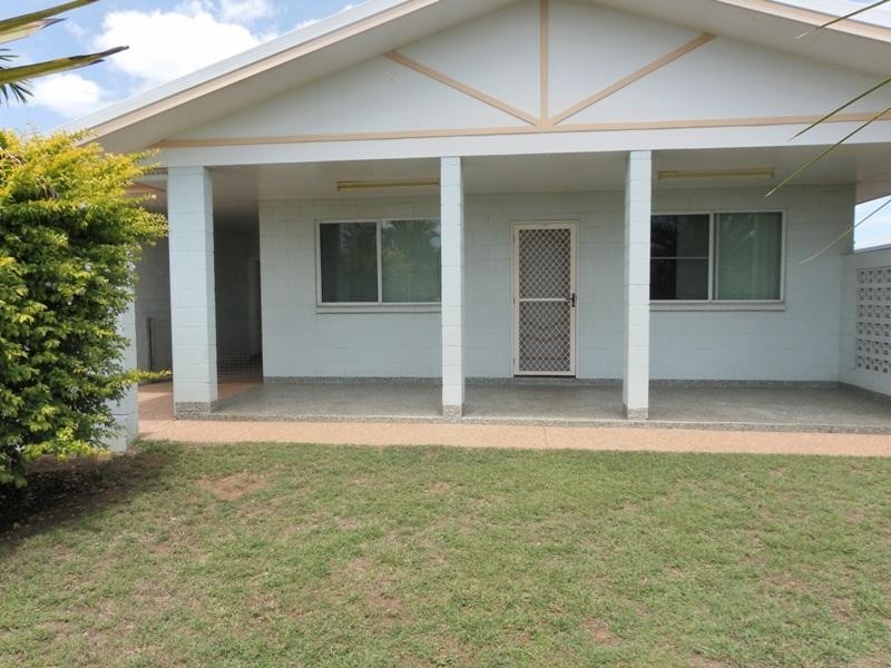 5 Vicki Close, Emerald QLD 4720