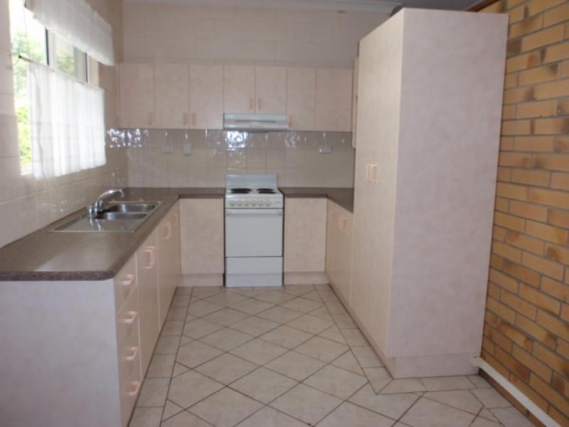 5 Vicki Close, Emerald QLD 4720