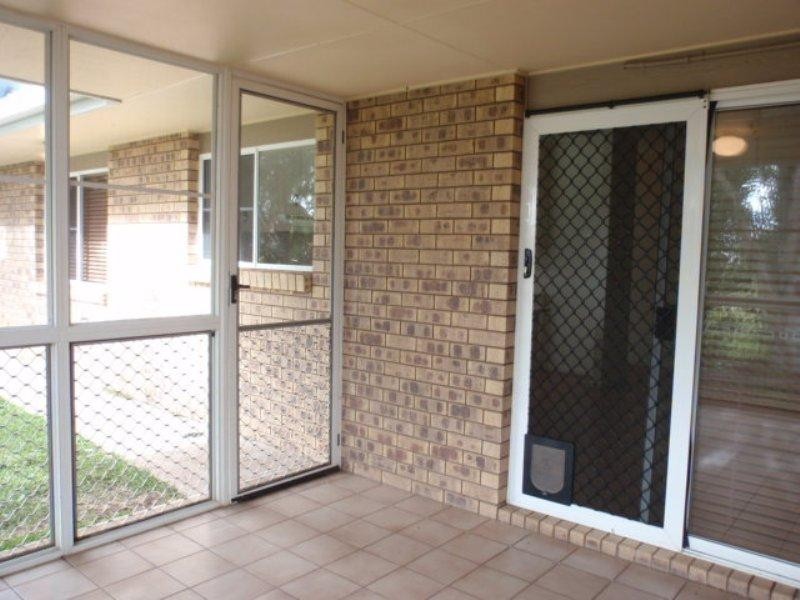13 Cardinal Drive, Emerald QLD 4720