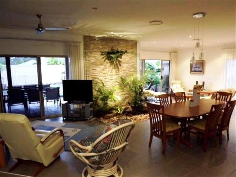 6 Krista Court, Burrum Heads QLD 4659
