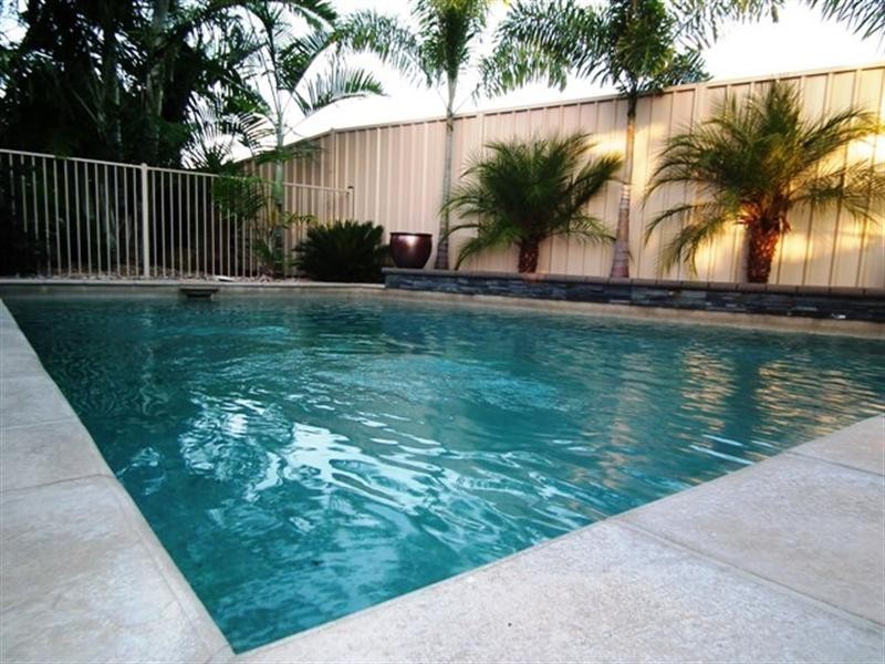6 Krista Court, Burrum Heads QLD 4659