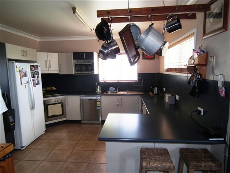 2 Church Street, Bluff QLD 4702