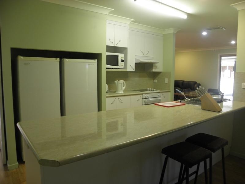 8 Stephanie Court, Emerald QLD 4720