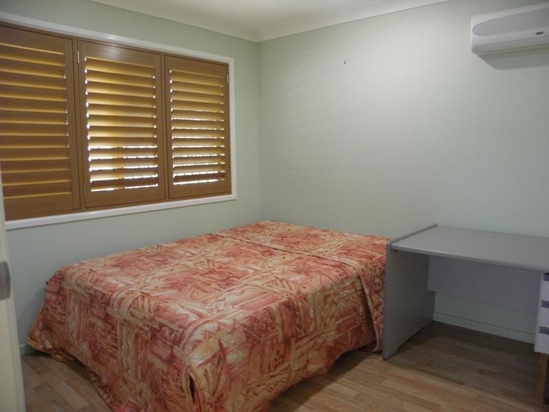 8 Stephanie Court, Emerald QLD 4720