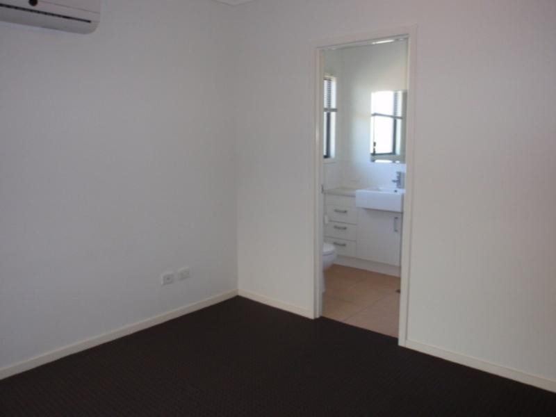 8 Paperbark Place, Emerald QLD 4720