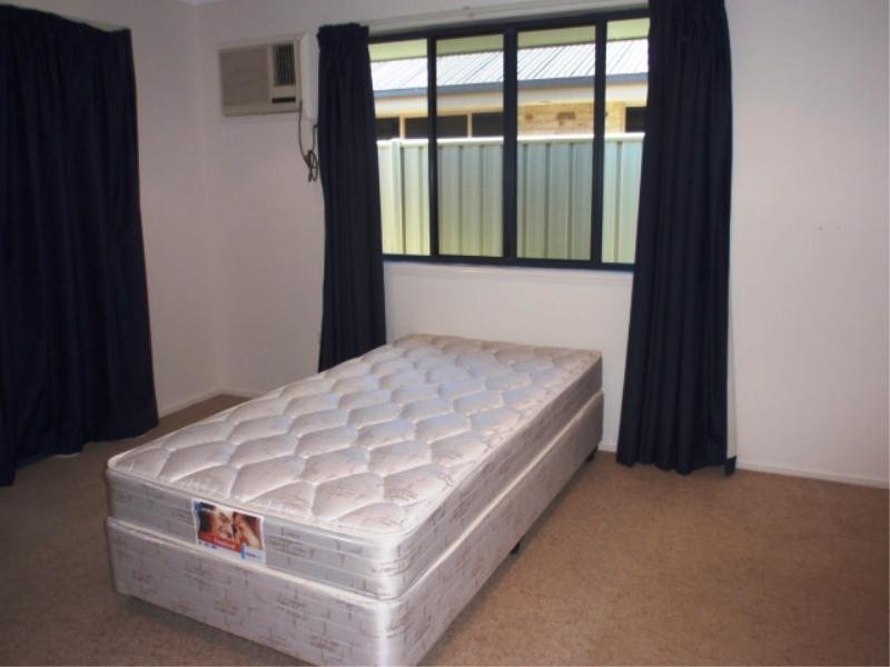 19 Roseanne Road, Emerald QLD 4720