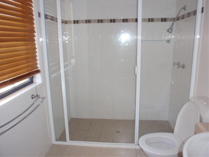 19 Roseanne Road, Emerald QLD 4720