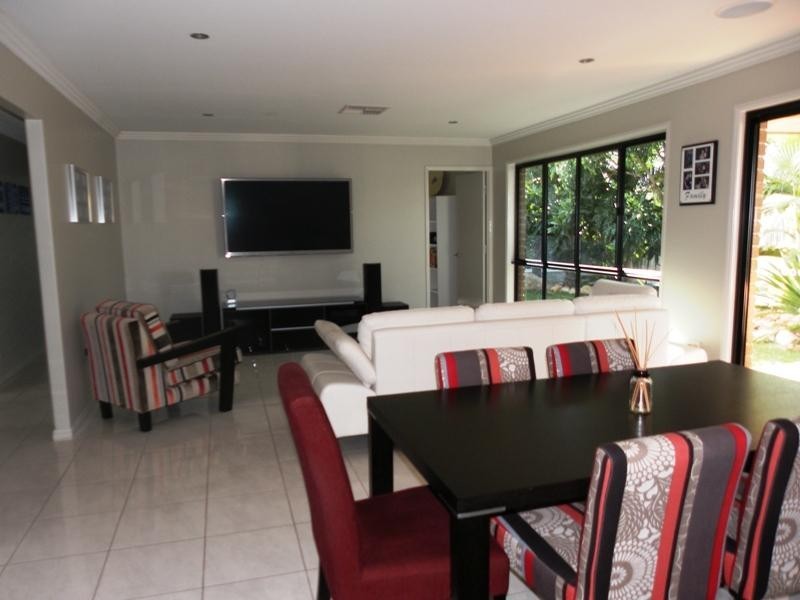 15 Glovar Street, Emerald QLD 4720