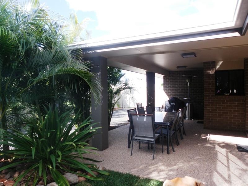 15 Glovar Street, Emerald QLD 4720