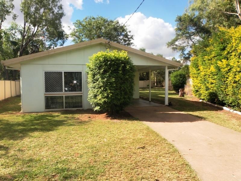 11 Carbeen Place, Emerald QLD 4720