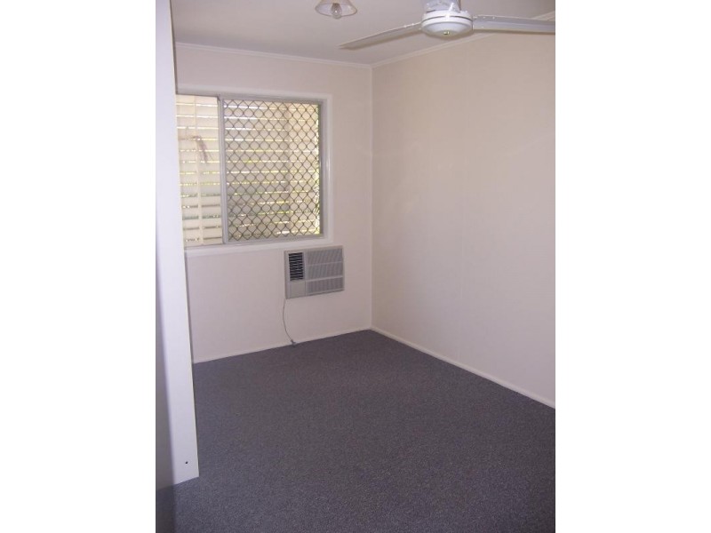 18 Bredhauer Street, Blackwater QLD 4717