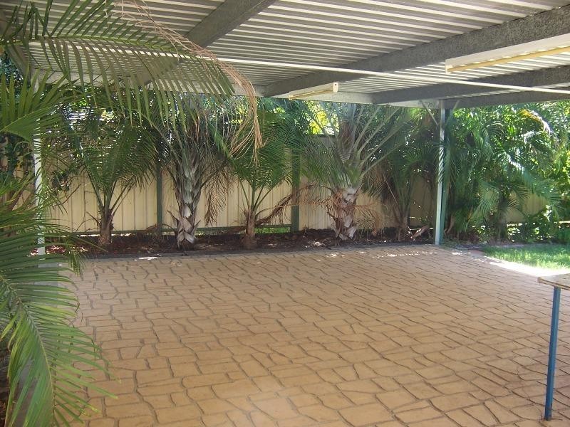 18 Bredhauer Street, Blackwater QLD 4717